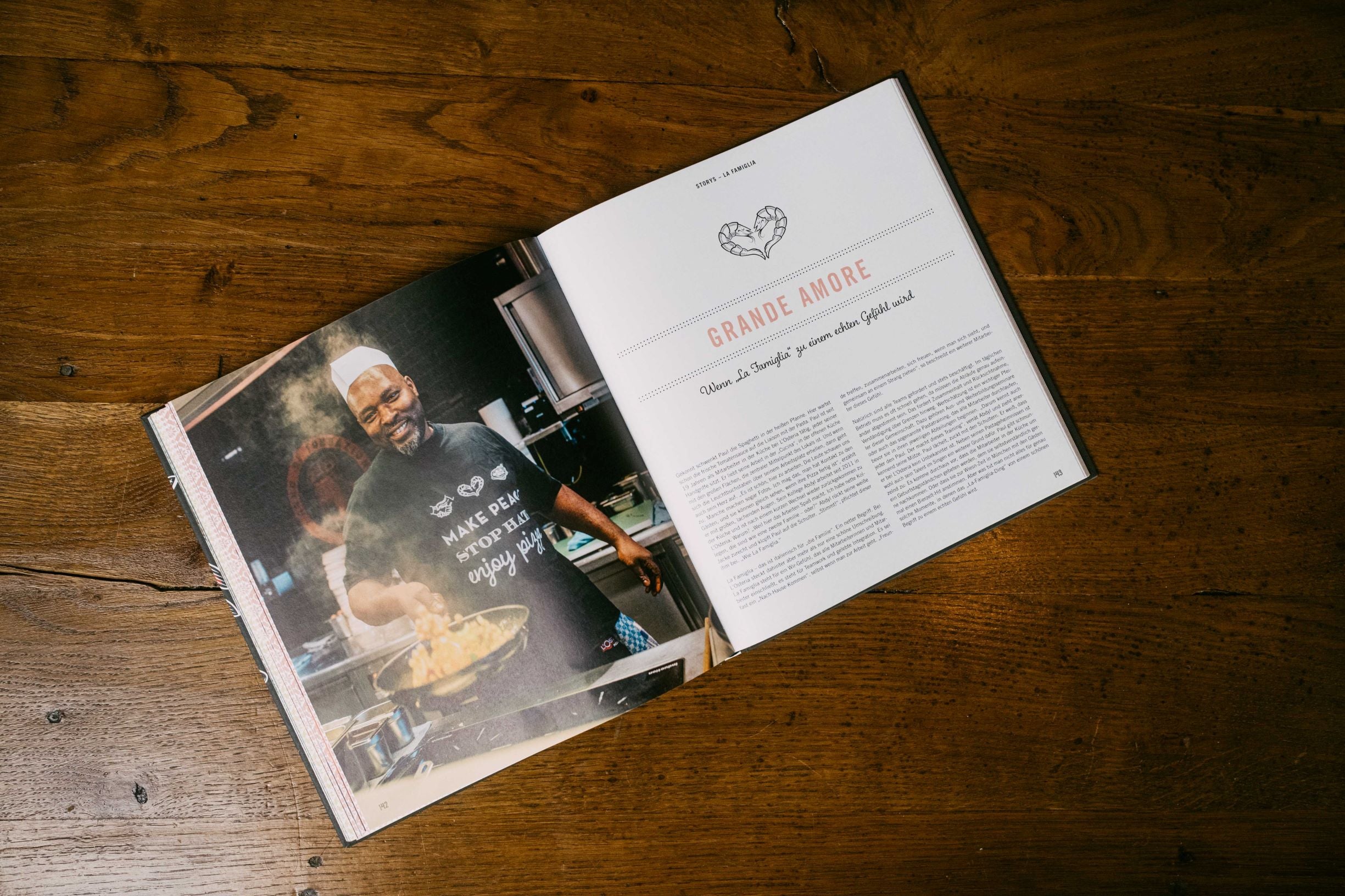 Das L'Osteria Rezeptbuch Grande Amore mit Dessert, Pizza und Pasta Rezepten.